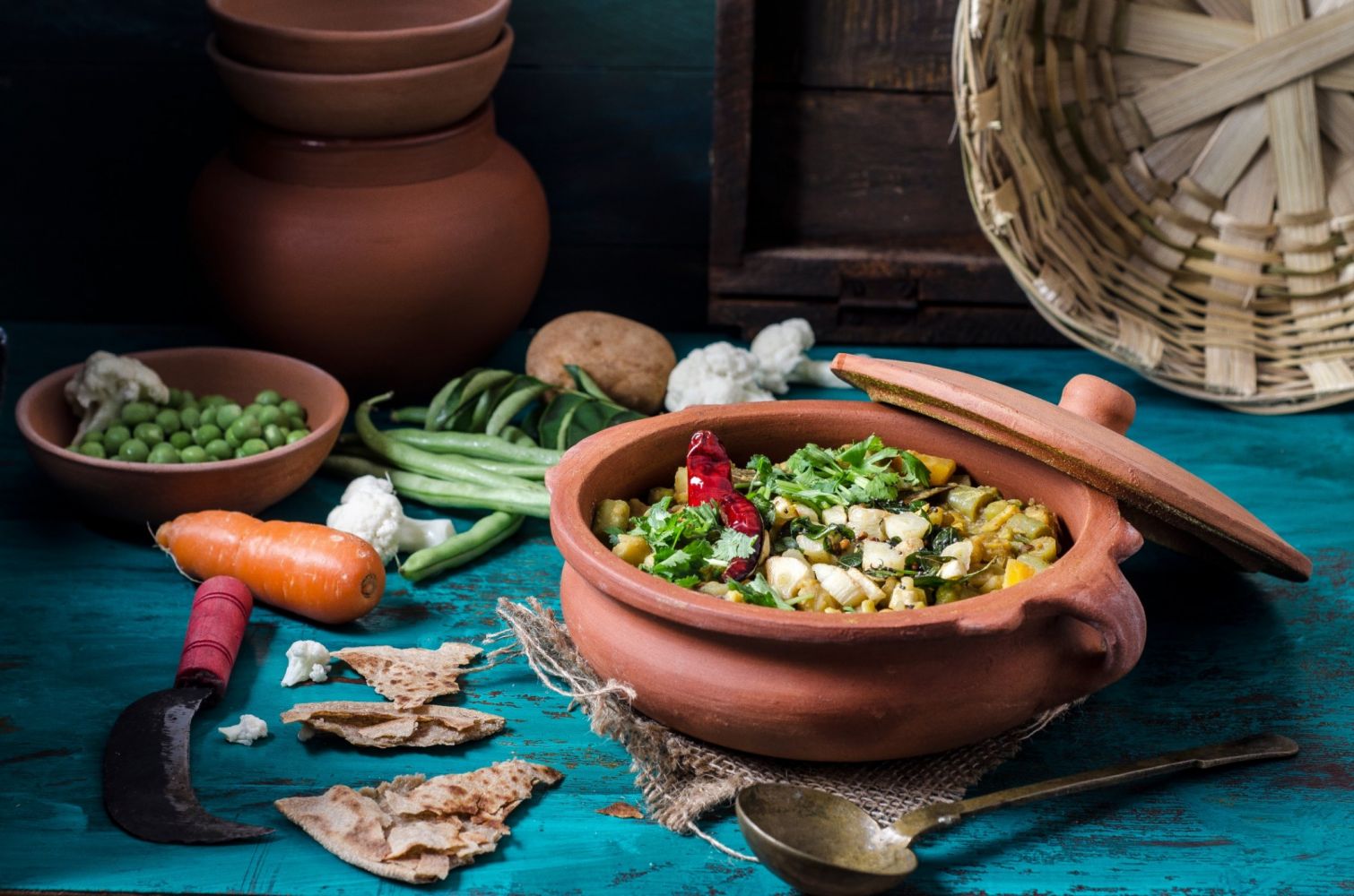 Vegetable Dalcha in 7 inch Clay Pot
