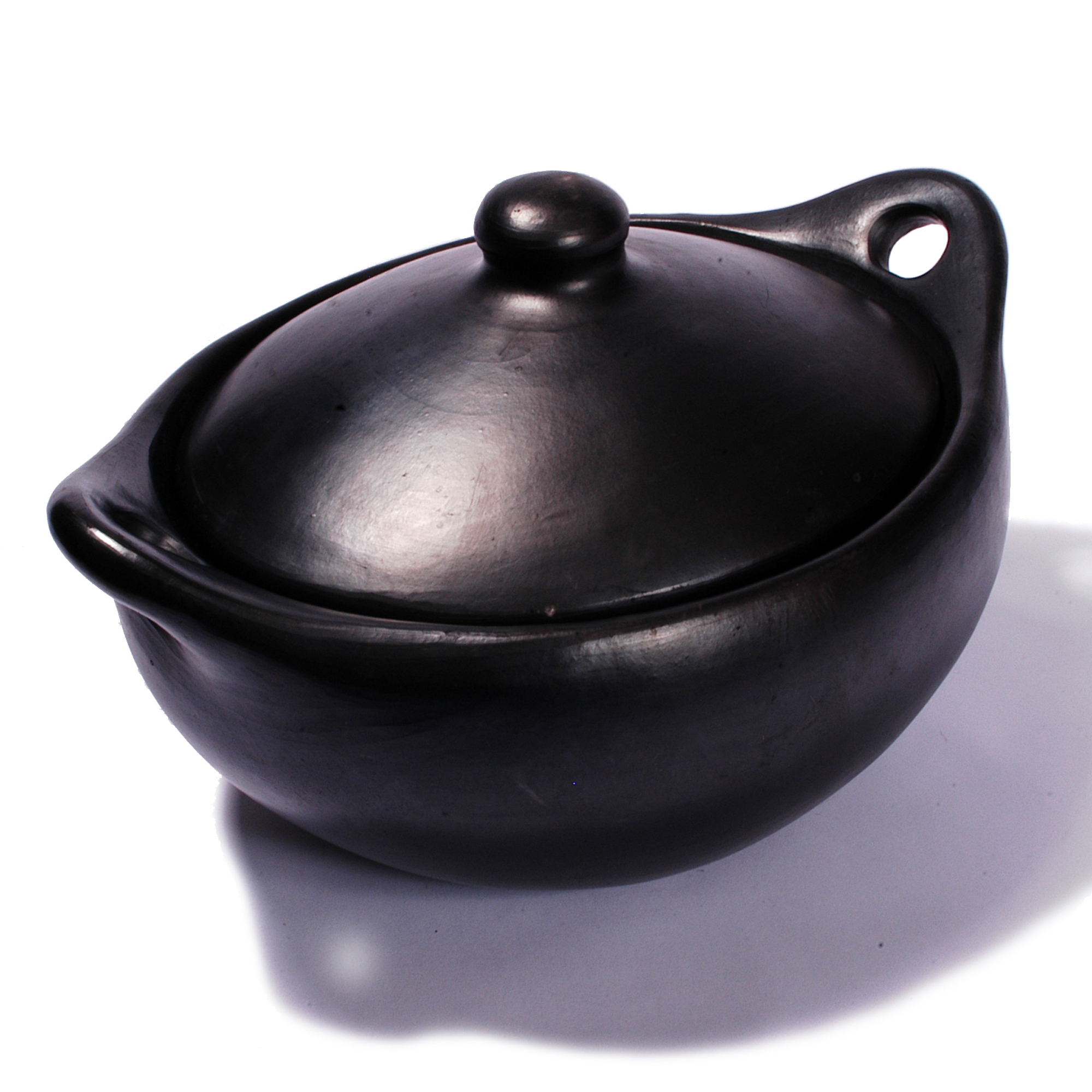 Colombian Black Clay Cooking pot l oval cooking pot l Ocasa