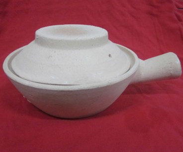 Single Handle Clay Pot
